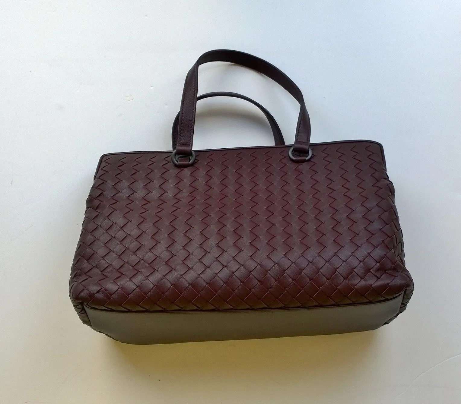 Bottega Veneta Woven Leather Tote Bag in Oxblood Leather Burgundy