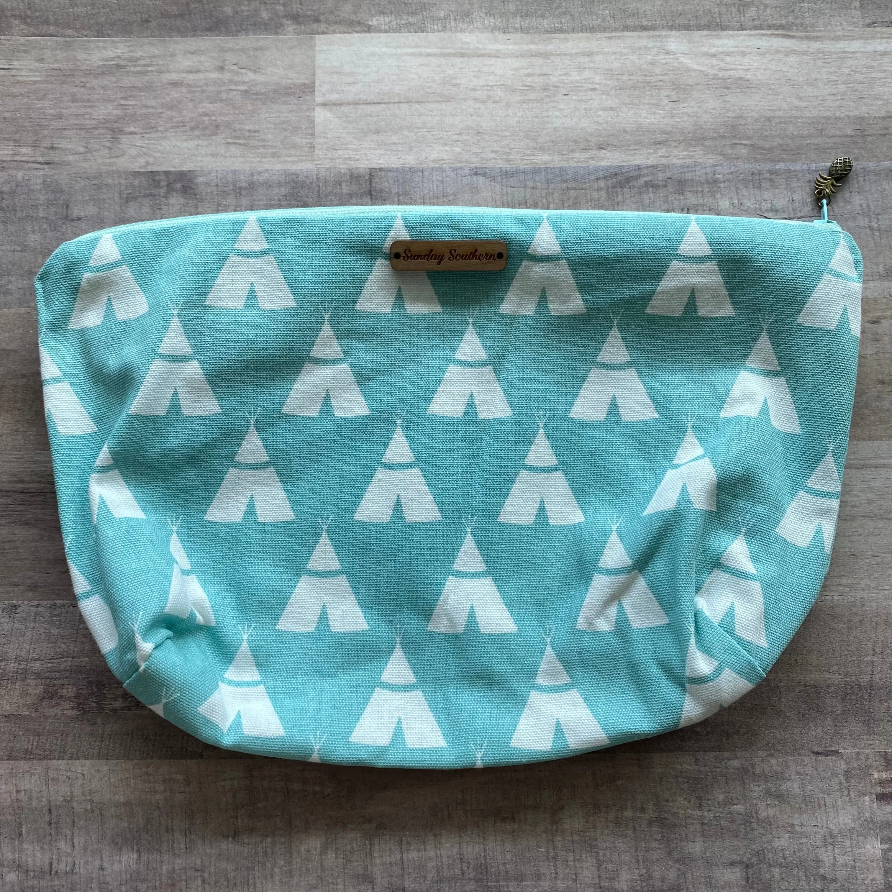 Camp Teepee Zipper Bag