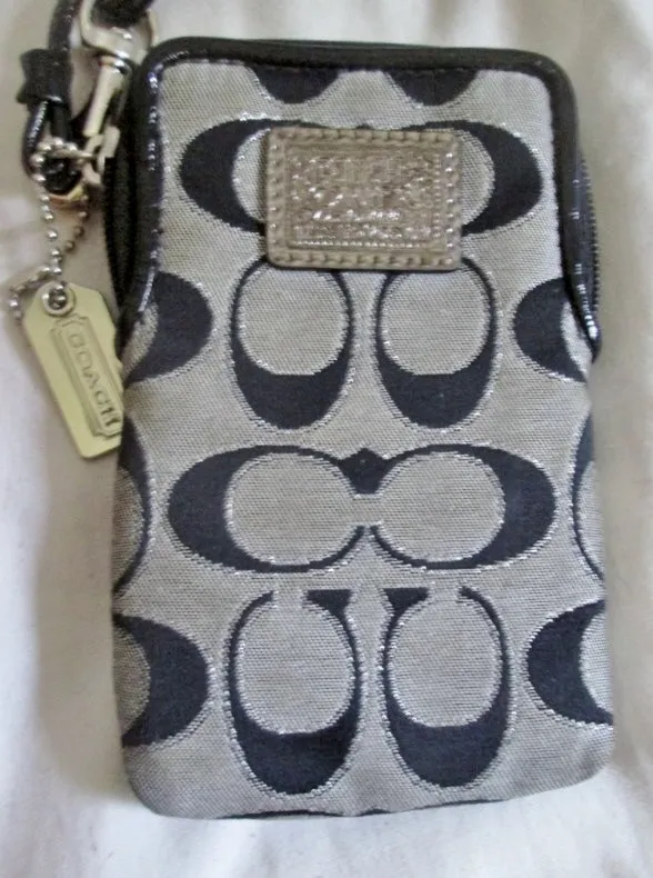 COACH POPPY Jacquard Signature C Wristlet BLACK GRAY Wristlet Coin Purse Wallet