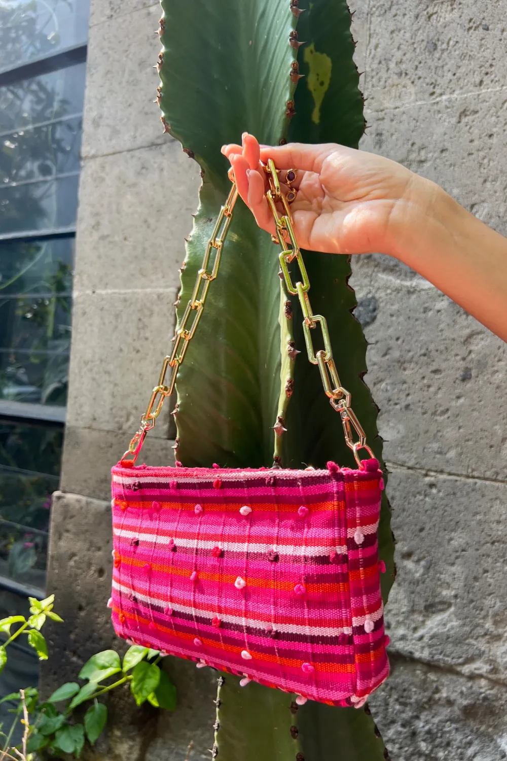 Corazon Loom Chain Bag