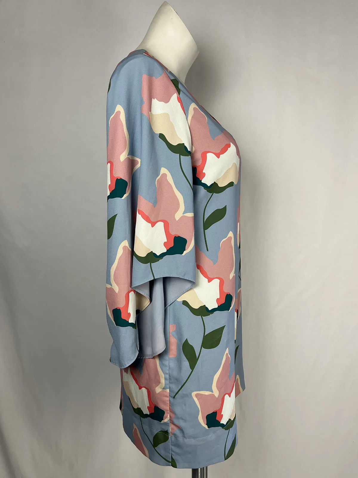 Crosby by Mollie Burch Size L (14) Light Blue Floral Dress