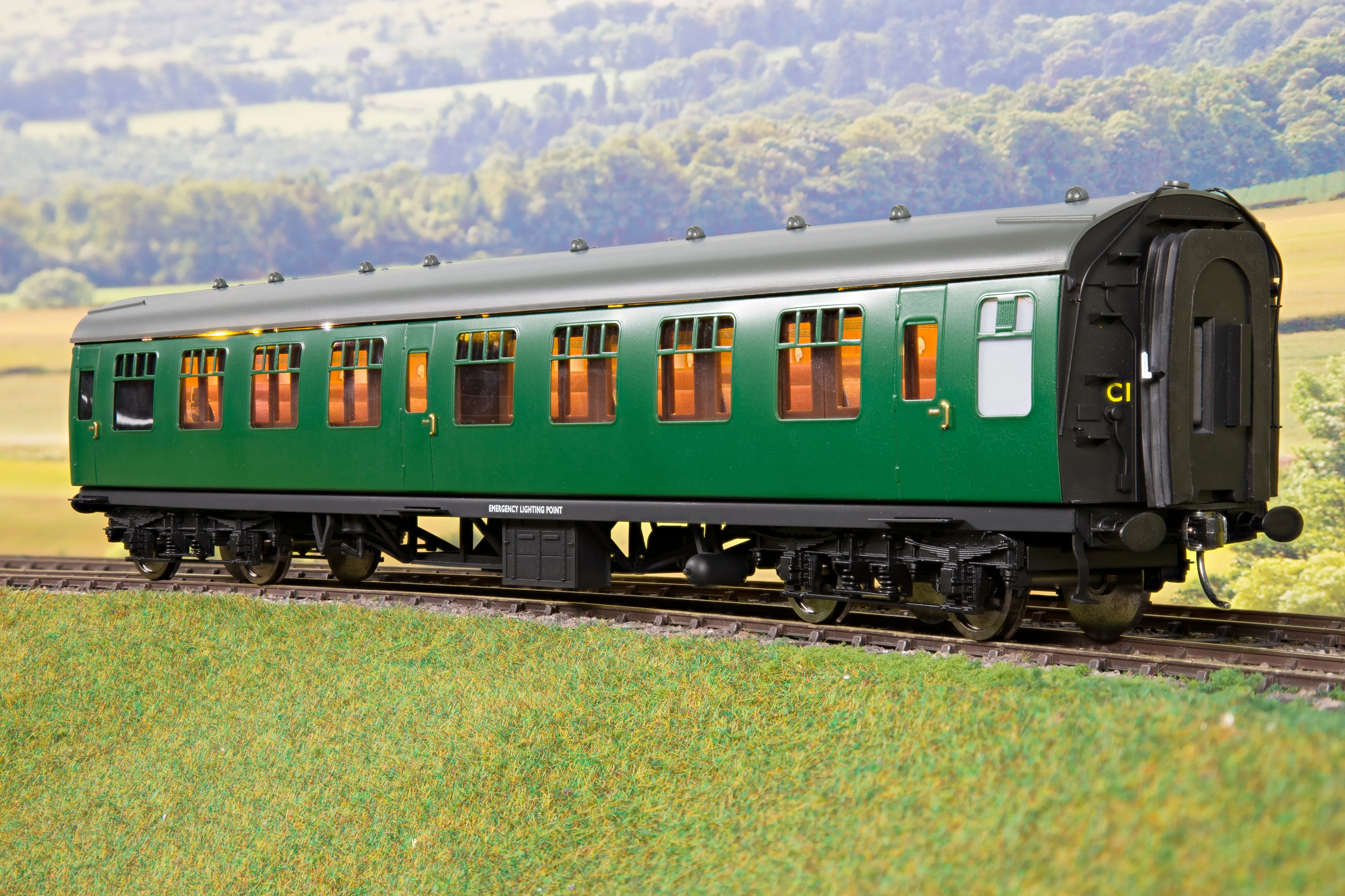 Darstaed D21-3-02 Finescale O Gauge BR Mk1 SK (Second Class Corridor), SR Green