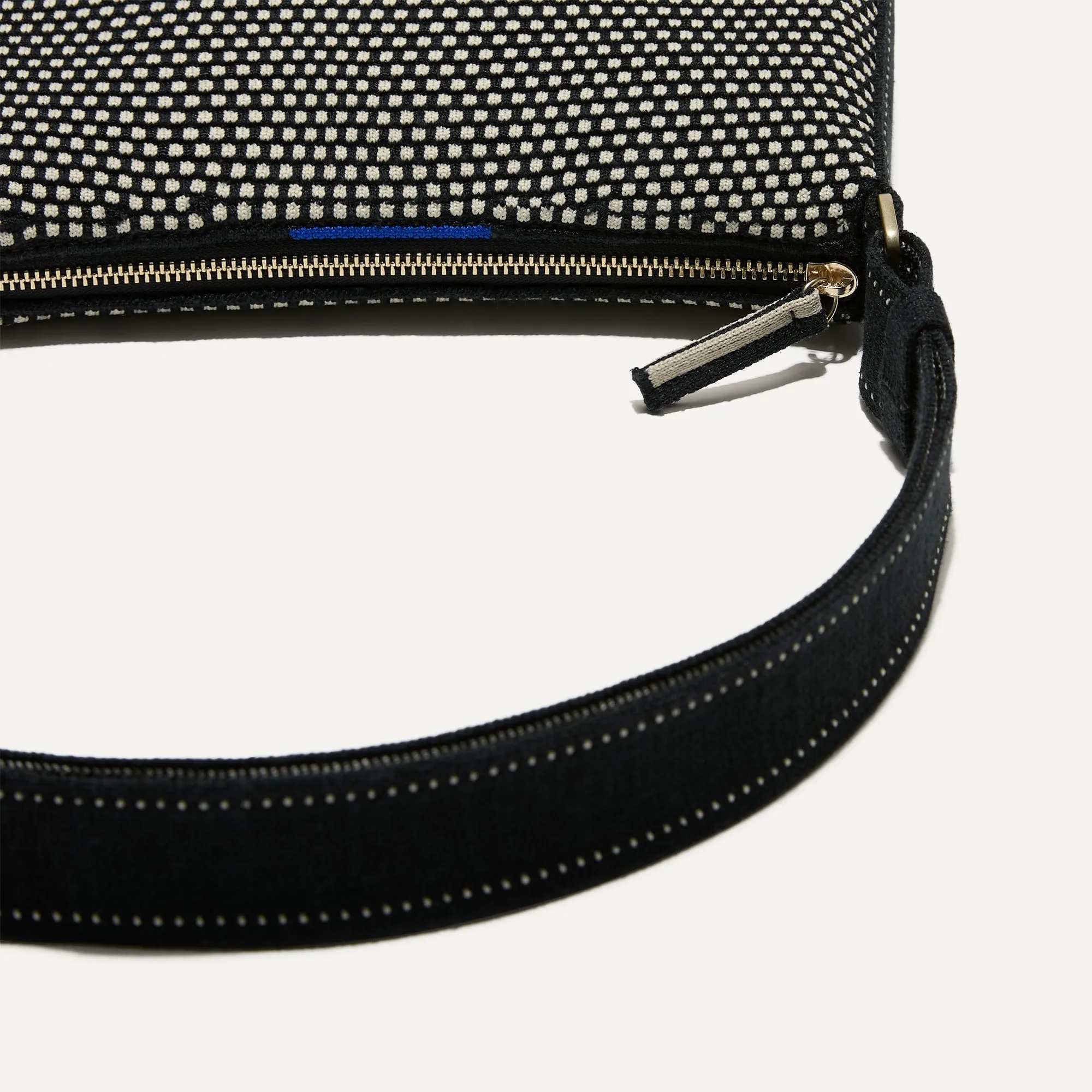 The Casual Crossbody - Chia