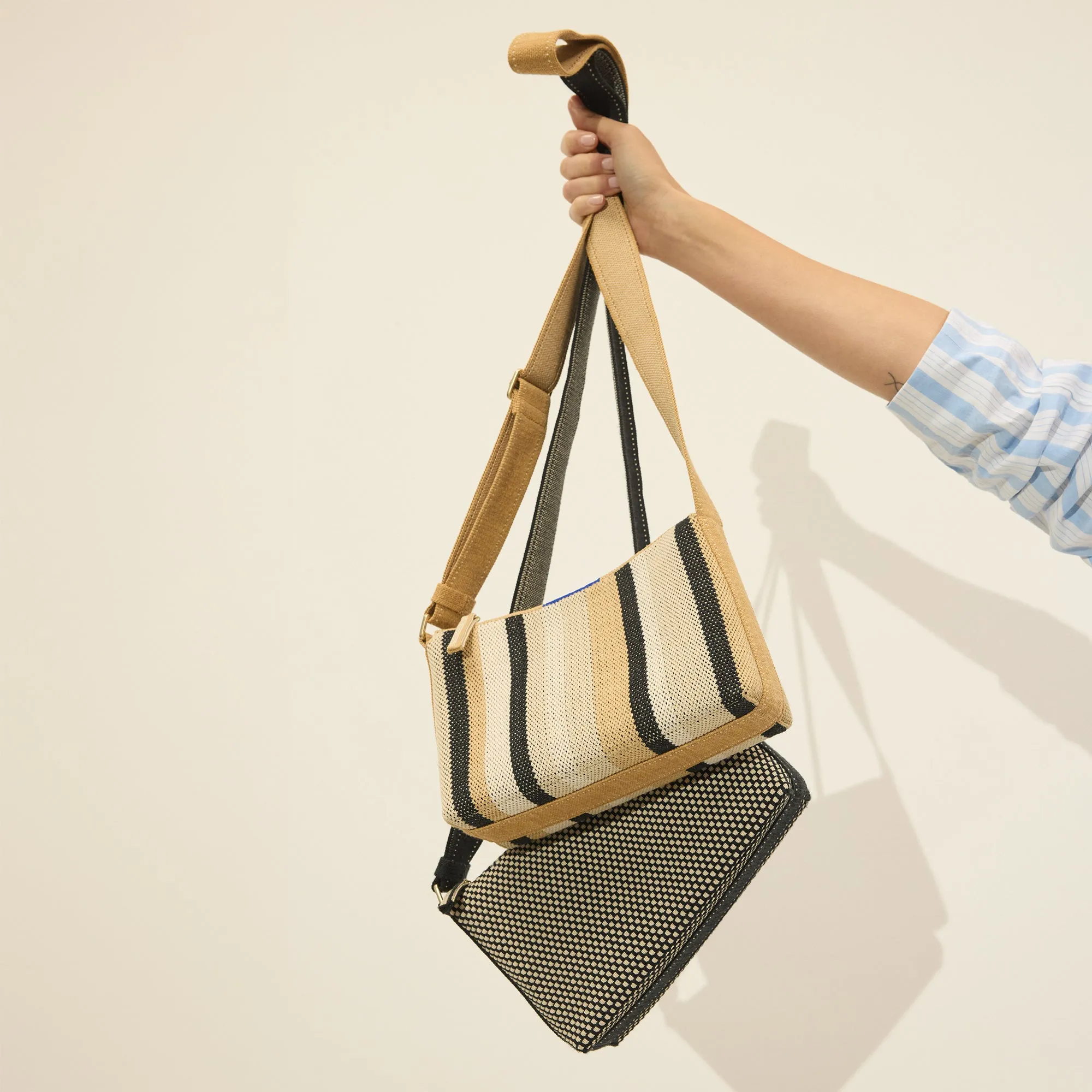 The Casual Crossbody - Chia